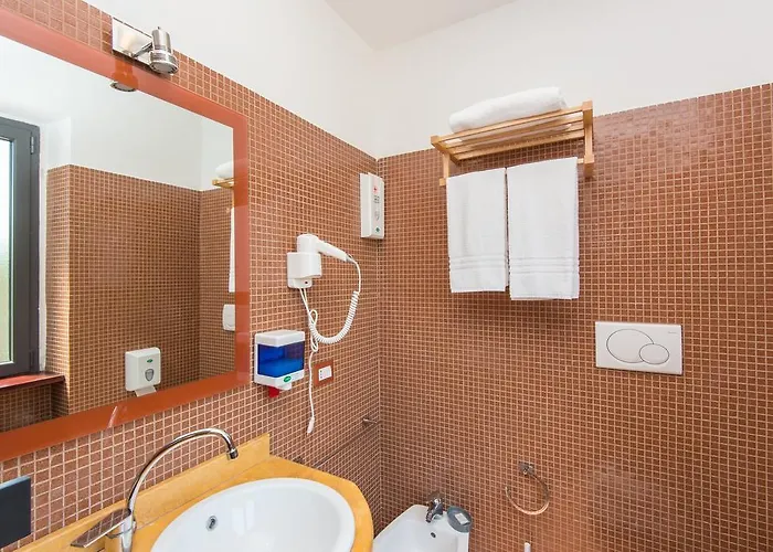 Eroom42
